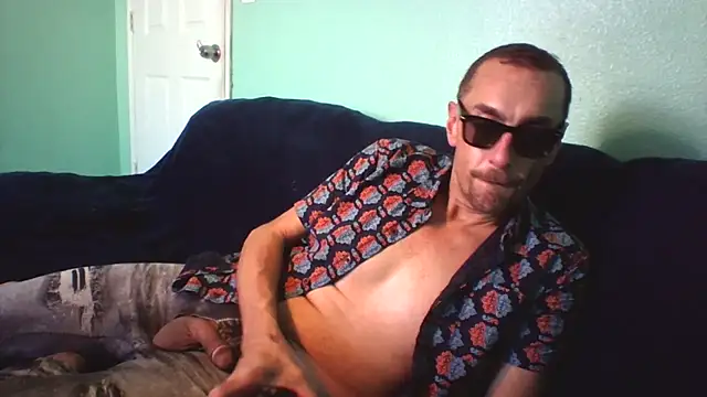 Snapshot of Pumpndeep chatting on February 2025 08:14:02 PM Pumpndeep online show from February 2025 08:14:02 PM