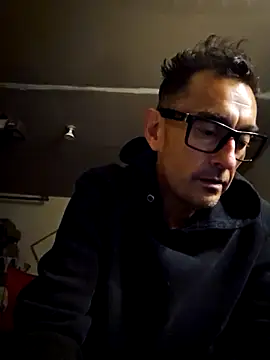 Snapshot of Pumpndeep chatting on October 2025 09:06:02 AM Pumpndeep online show from October 2025 09:06:02 AM