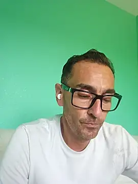 Snapshot of Pumpndeep chatting on October 2025 09:04:01 PM Pumpndeep online show from October 2025 09:04:01 PM