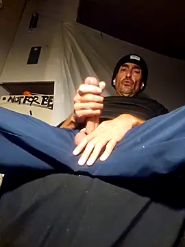 Snapshot of Pumpndeep chatting on October 2025 09:32:02 AM Pumpndeep online show from October 2025 09:32:02 AM