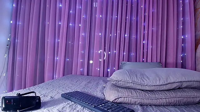 mia stanfort online show from February 2026 07:11:01 PM