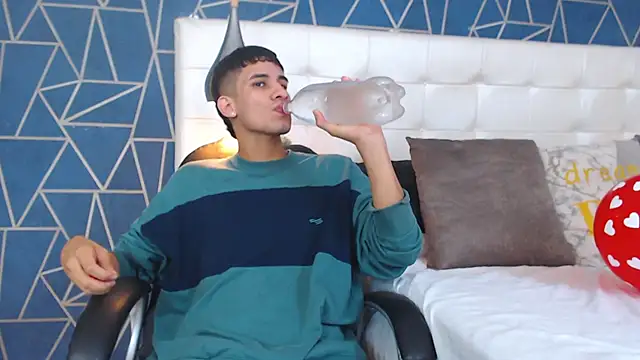 JakeMoxley online show from February 2025 12:32:02 PM