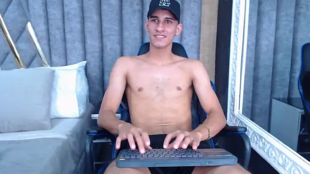 JakeMoxley online show from March 2025 06:05:02 PM