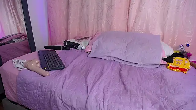 Snapshot of LiliR-Matheus chatting on December 2024 09:28:01 AM LiliR-Matheus online show from December 2024 09:28:01 AM