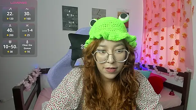 Snapshot of _Moon_Johnson chatting on March 2025 09:48:01 PM  Moon Johnson online show from March 2025 09:48:01 PM