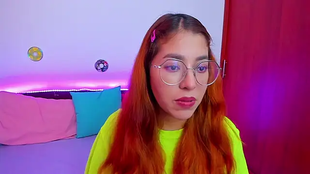 Snapshot of _Moon_Johnson chatting on September 2025 12:54:01 AM  Moon Johnson online show from September 2025 12:54:01 AM