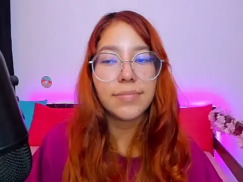 Snapshot of _Moon_Johnson chatting on September 2025 11:39:02 PM  Moon Johnson online show from September 2025 11:39:02 PM