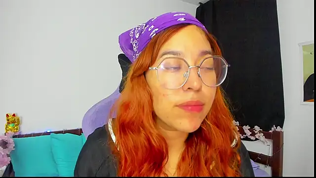  Moon Johnson online show from November 2025 01:05:01 AM