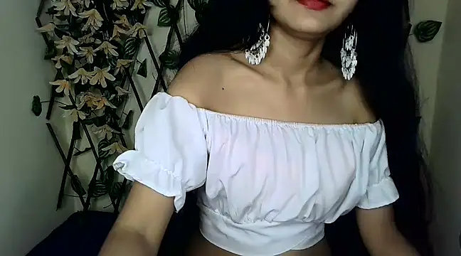 Snapshot of SUZY_FROMUS chatting on February 2025 08:42:01 PM SUZY FROMUS online show from February 2025 08:42:01 PM