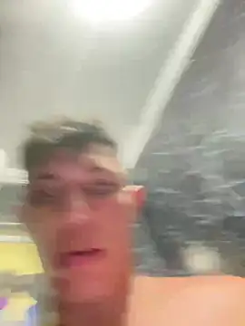 Snapshot of kauanzinhoofc chatting on January 2025 08:57:01 PM kauanzinhoofc online show from January 2025 08:57:01 PM