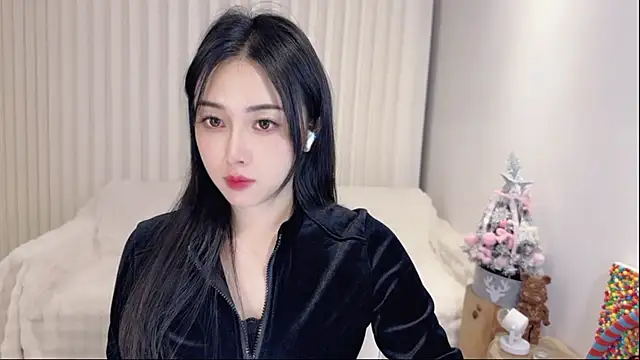 Snapshot of K-moumou chatting on February 2025 07:49:01 PM K-moumou online show from February 2025 07:49:01 PM