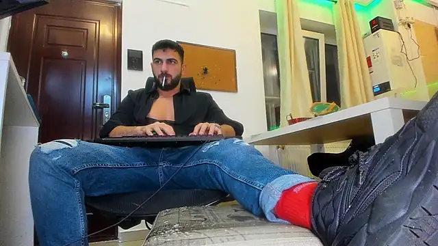 welcometo hell online show from November 2025 10:09:02 PM