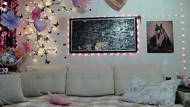 Snapshot of Alysta chatting on February 2026 01:57:02 AM Alysta online show from February 2026 01:57:02 AM