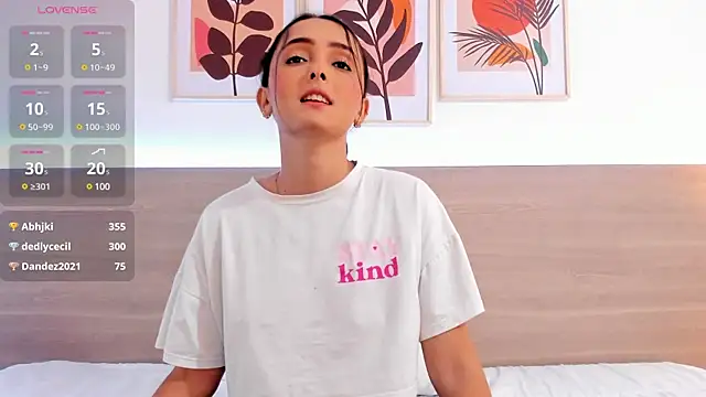 nataliiiiia online show from March 2025 05:39:01 PM