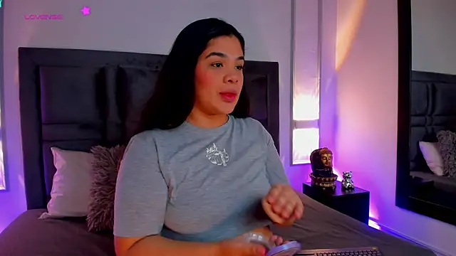 EmmaBecket2 online show from February 2025 03:45:01 AM