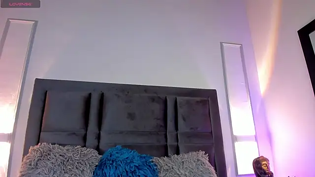 EmmaBecket2 online show from February 2025 04:12:02 AM