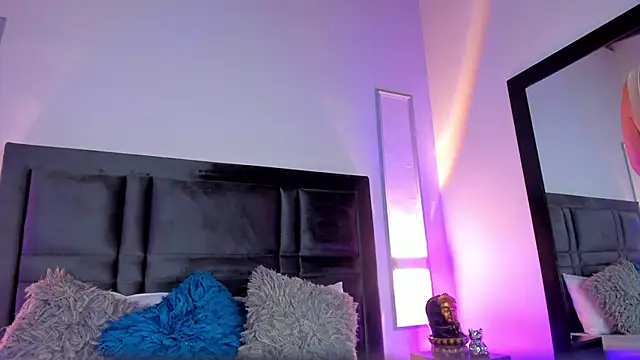 EmmaBecket2 online show from March 2025 04:32:01 AM