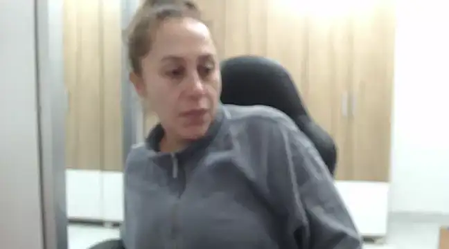 Snapshot of RoxanaLove9 chatting on February 2025 04:57:02 AM RoxanaLove9 online show from February 2025 04:57:02 AM