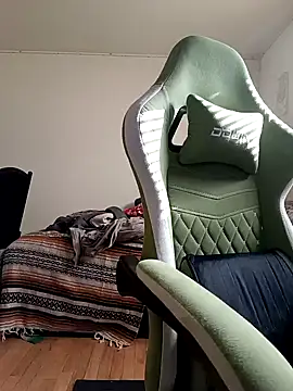 tryinitoutagain online show from January 2025 04:24:01 PM