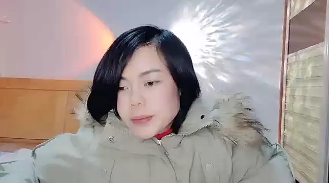 Linda-LL online show from January 2025 11:41:01 AM