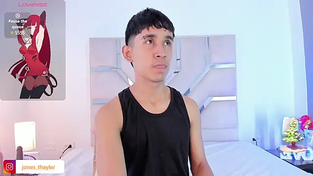 Thayler jones online show from December 2025 11:36:02 AM