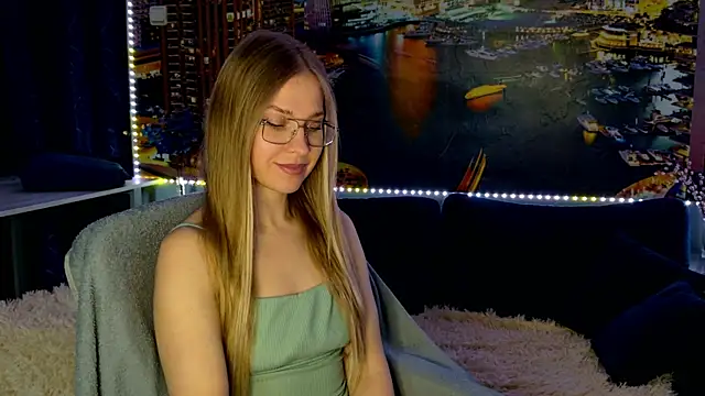 Snapshot of pusyavykusya chatting on April 2026 12:29:02 PM pusyavykusya online show from April 2026 12:29:02 PM