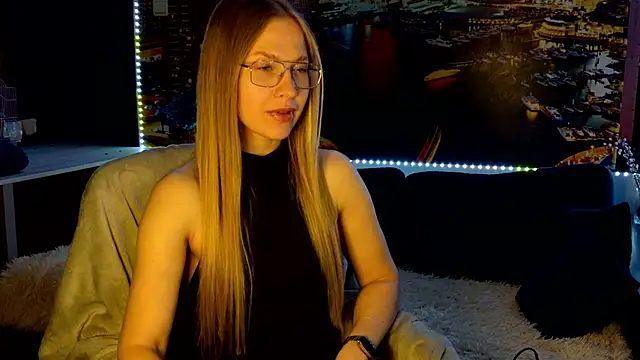 Snapshot of pusyavykusya chatting on May 2026 07:23:02 PM pusyavykusya online show from May 2026 07:23:02 PM