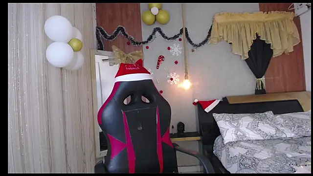 hera divine online show from December 2025 06:15:01 PM