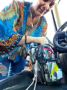 thatonespicychick online show from September 2025 02:29:02 PM