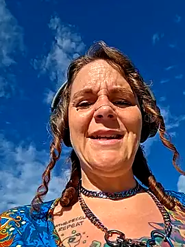 thatonespicychick online show from September 2025 02:19:01 PM