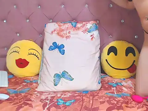 sharonbrown28 online show from November 2025 09:57:02 PM