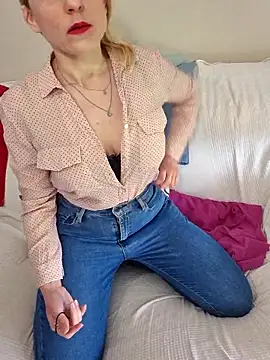 JennyCoquine online show from November 2025 10:15:01 AM