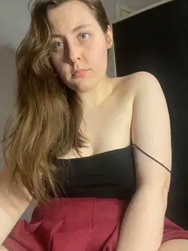 Topvi  online show from February 2025 12:17:02 PM