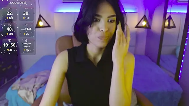 Snapshot of AlessiaVal_ chatting on January 2025 12:31:01 PM AlessiaVal online show from January 2025 12:31:01 PM