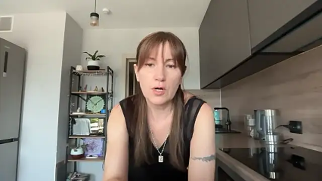 Snapshot of jainesummer chatting on June 2026 12:05:02 PM jainesummer online show from June 2026 12:05:02 PM