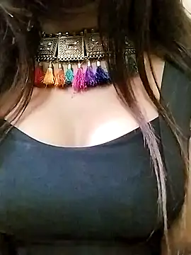 Esha Babyy online show from January 2025 01:36:02 PM