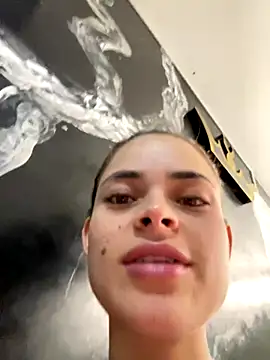 HannaRhodes online show from September 2025 02:38:01 PM