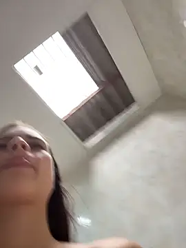 HannaRhodes online show from October 2025 01:21:01 PM