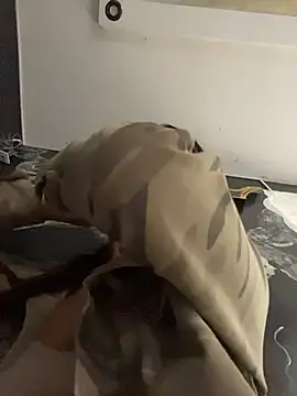 HannaRhodes online show from October 2025 02:52:02 PM