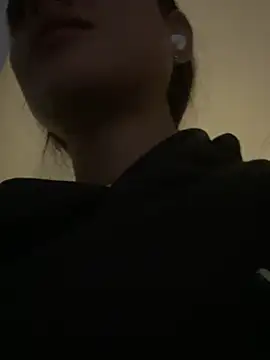 HannaRhodes online show from March 2026 11:25:01 AM