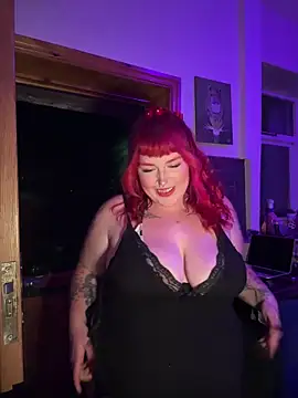 Snapshot of puffpixiee chatting on October 2025 07:35:02 PM puffpixiee online show from October 2025 07:35:02 PM