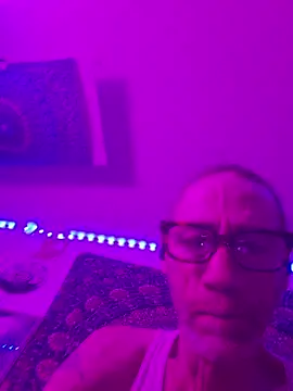 Snapshot of Undercover_Pornstar chatting on June 2026 12:10:02 PM Undercover Pornstar online show from June 2026 12:10:02 PM