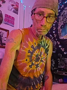 Snapshot of Undercover_Pornstar chatting on July 2026 06:32:02 PM Undercover Pornstar online show from July 2026 06:32:02 PM