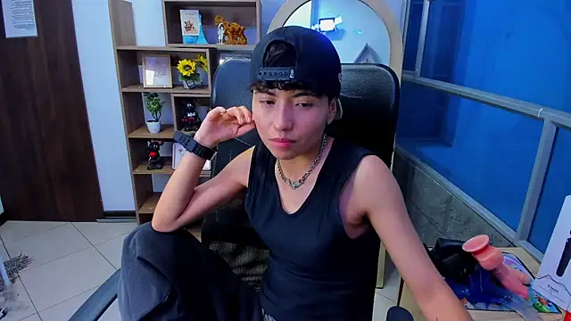 Snapshot of Im_Mathias chatting on November 2025 12:42:01 PM Im Mathias online show from November 2025 12:42:01 PM