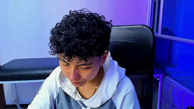 Snapshot of Im_Mathias chatting on January 2026 04:25:01 AM Im Mathias online show from January 2026 04:25:01 AM