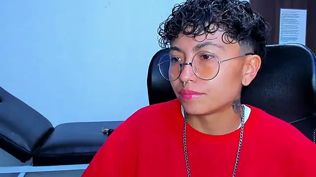 Snapshot of Im_Mathias chatting on February 2026 03:03:01 AM Im Mathias online show from February 2026 03:03:01 AM