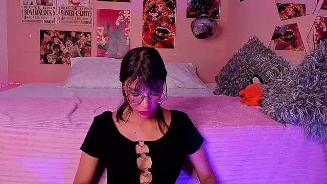 Luna-Chann online show from March 2025 11:37:02 PM