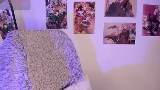 Luna-Chann online show from March 2026 10:05:02 PM