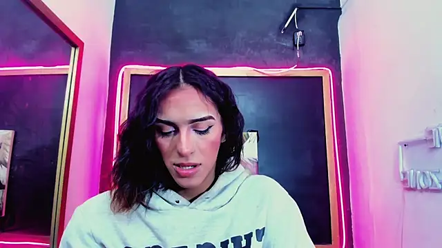 Isabella stanford2 online show from January 2026 02:20:01 PM