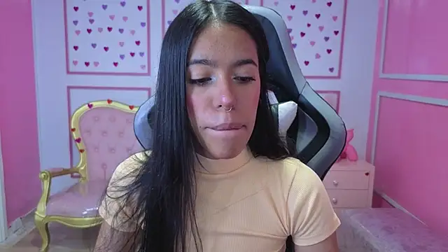 stephania t online show from September 2025 11:32:02 AM